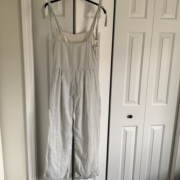 Winston White linen jumpsuit - Picture 2 of 9